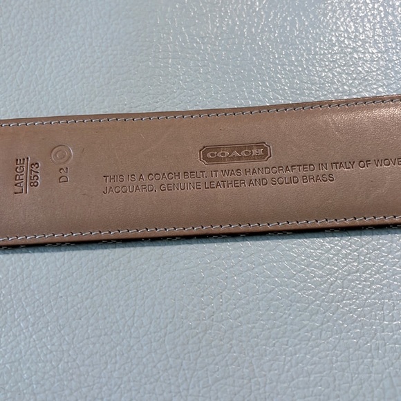 Beige Coach Belt Size Large Like New - Picture 3 of 6
